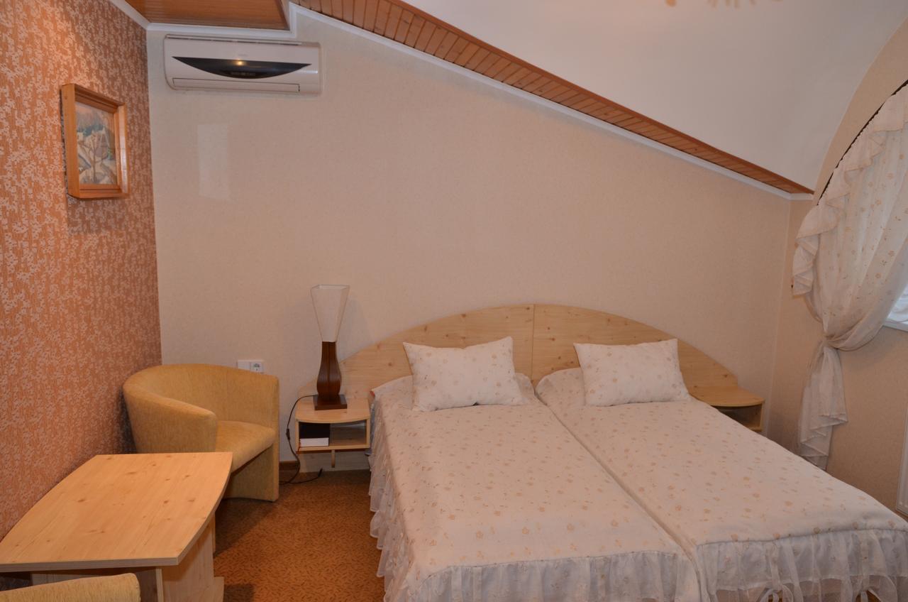 Hotel Serpanok Tyachiv Room photo